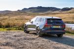 Volvo V60 D3 Inscription 2018 года (UK)